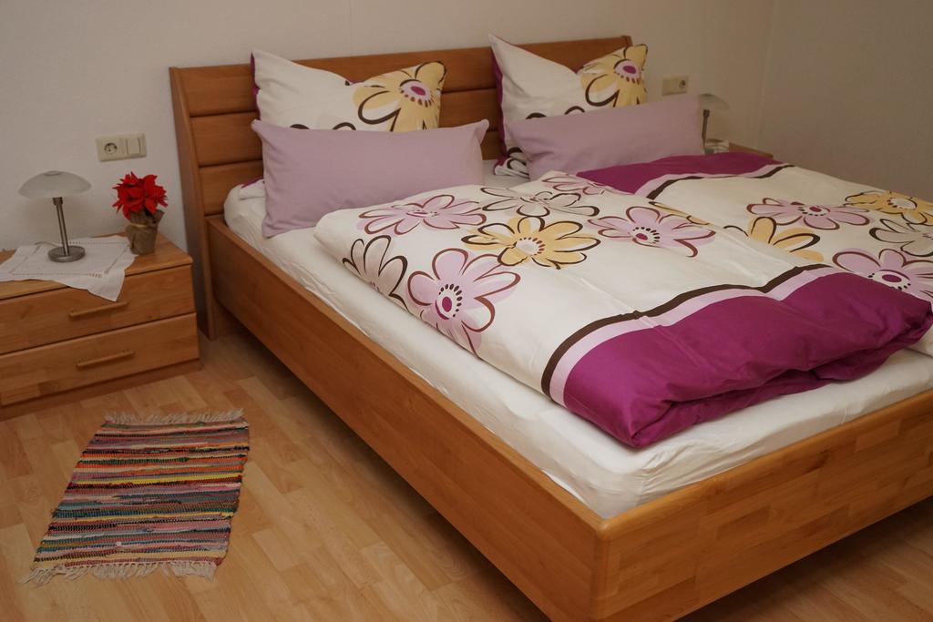Ferienwohnung-Jungbauernhof Alpirsbach Camera foto